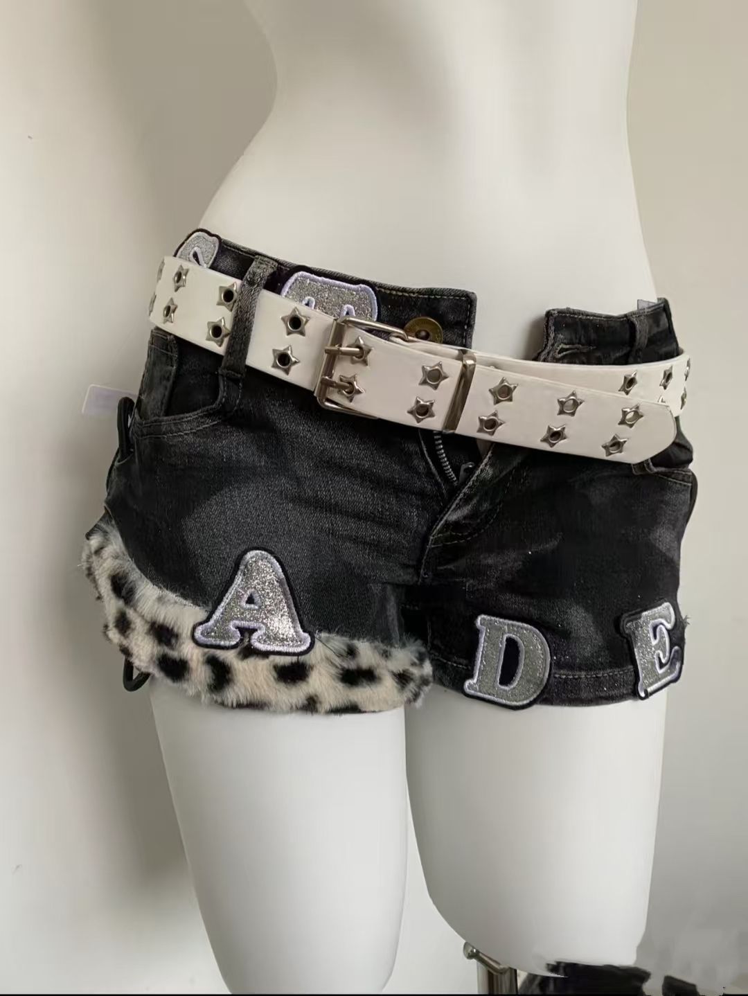 Y2k Geborduurde Patch Denim Sh - Street Fashion Girls recensie en prijs